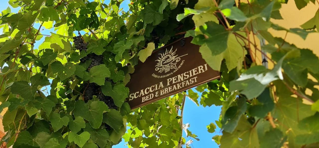 Scaccia Pensieri Villa Cerchio Bagian luar foto