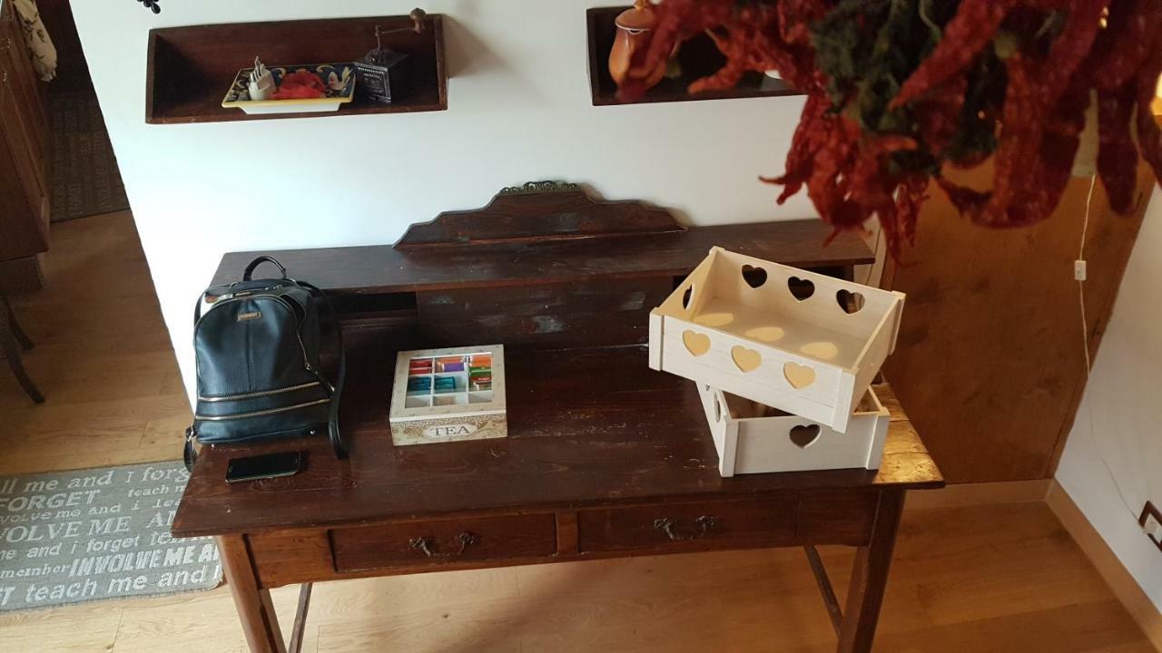 Scaccia Pensieri Villa Cerchio Bagian luar foto