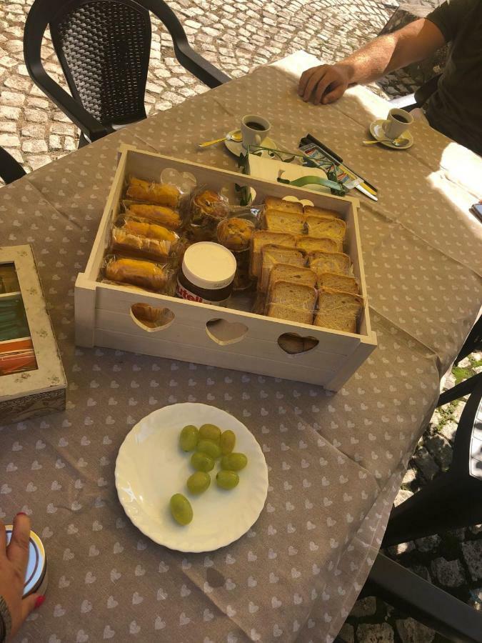 Scaccia Pensieri Villa Cerchio Bagian luar foto