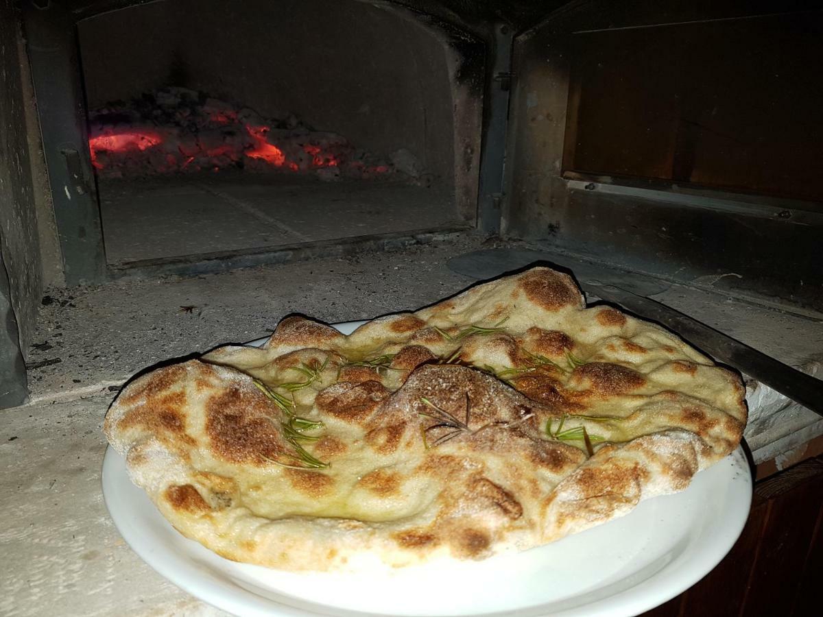 Scaccia Pensieri Villa Cerchio Bagian luar foto