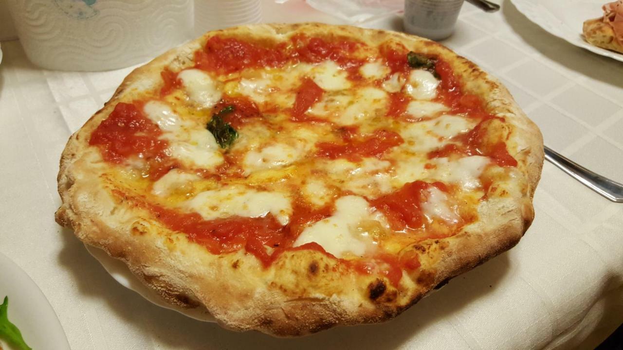 Scaccia Pensieri Villa Cerchio Bagian luar foto