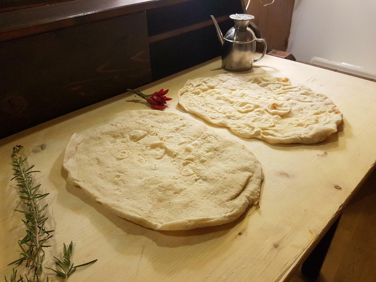 Scaccia Pensieri Villa Cerchio Bagian luar foto
