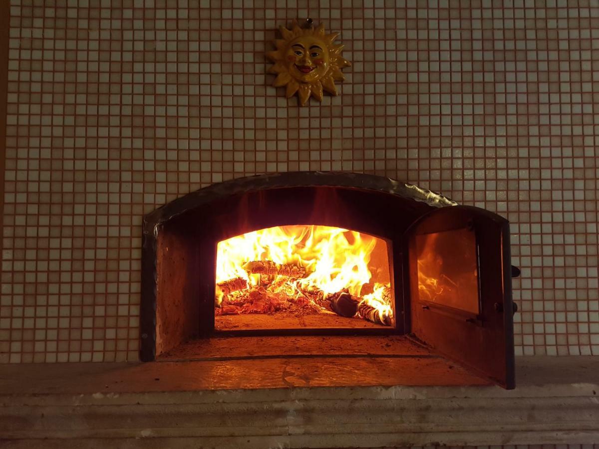 Scaccia Pensieri Villa Cerchio Bagian luar foto