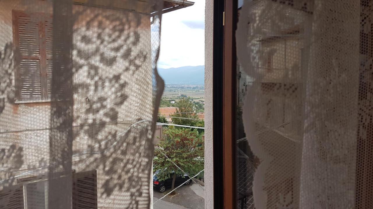Scaccia Pensieri Villa Cerchio Bagian luar foto